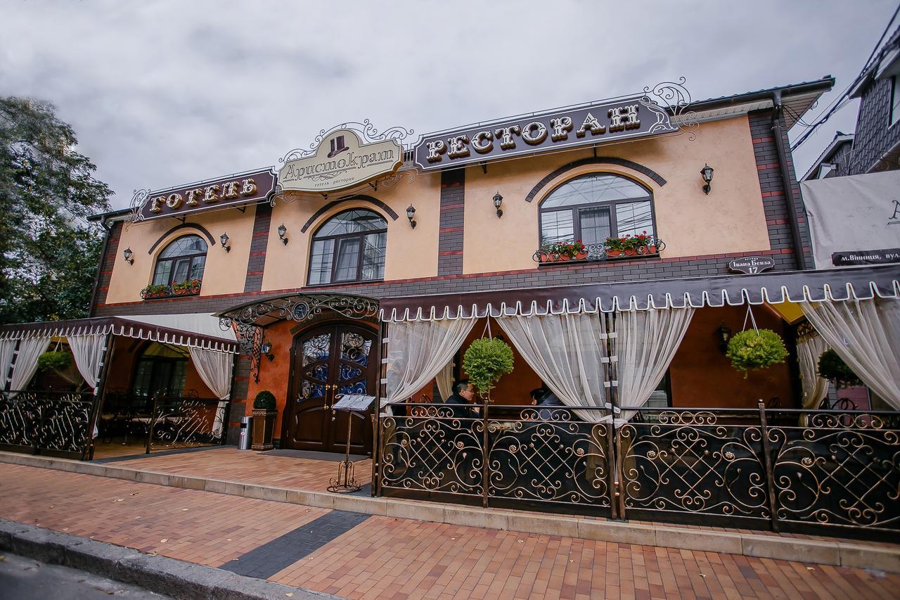 Aristokrat Hotel Vinnytsia Exterior foto